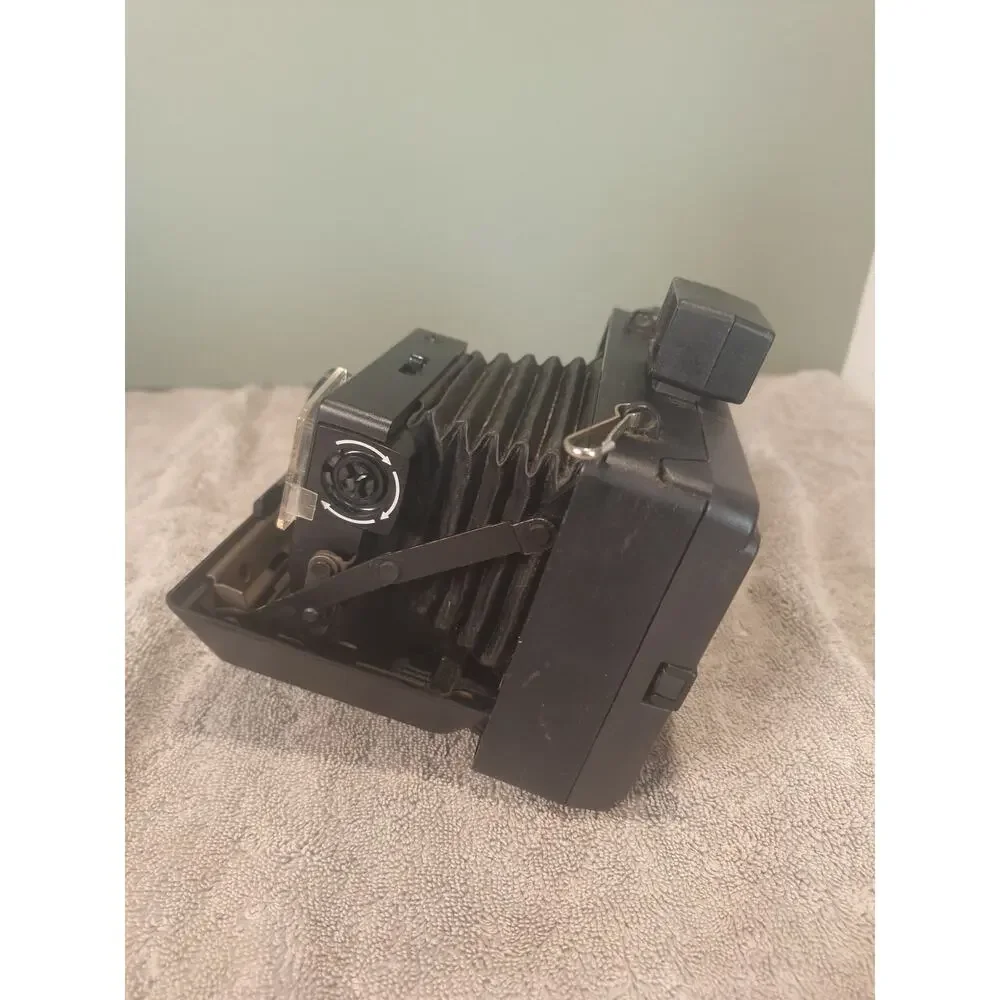Polaroid The Reporter SE Colorpack Land Camera Untested Clean Rollers